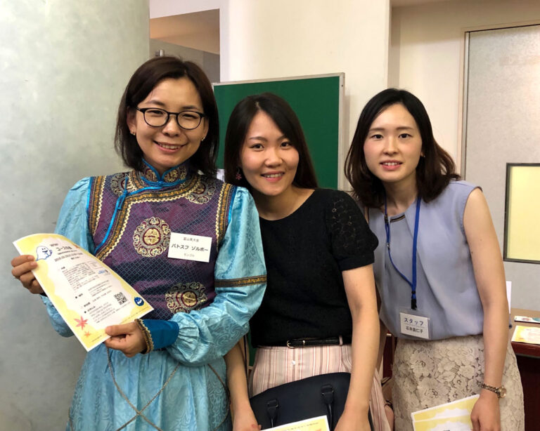 世界平和女性連合(WFWP)留学生日本語弁論大会