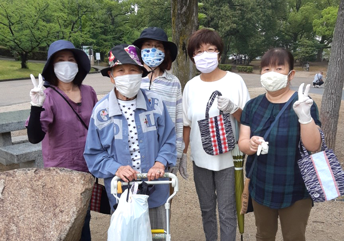 世界平和女性連合WFWP丸亀城清掃活動