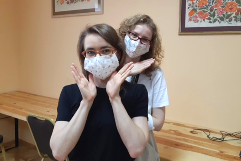世界平和女性連合(WFWP)ウクライナマスク支援②